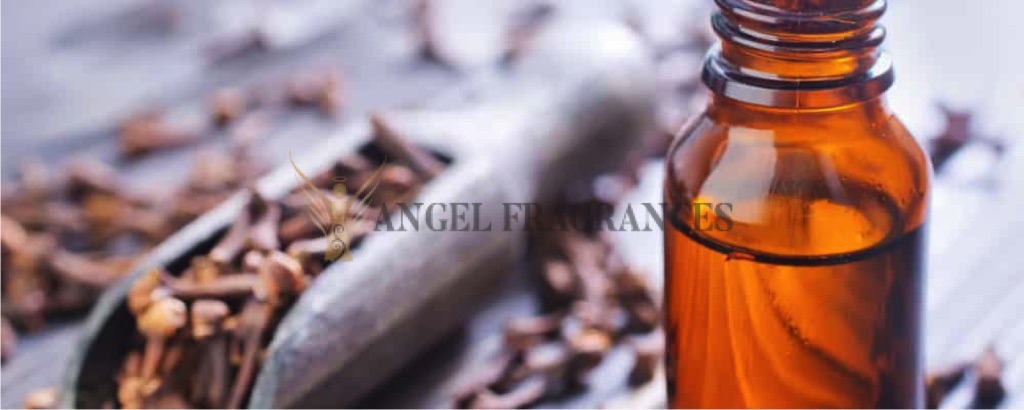 Pure Clove Essential Oil